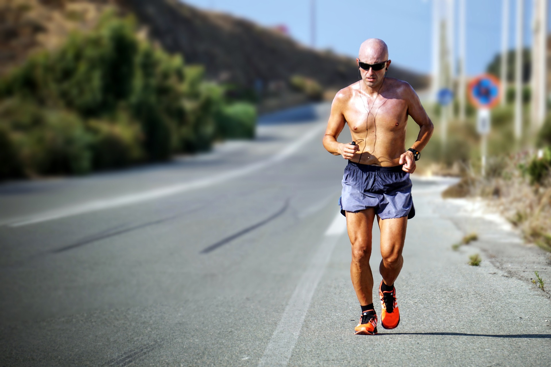 10-Minute Cardio Workout: 15 Exercises to Burn Fat and Boost Stamina Man 1838991 1920