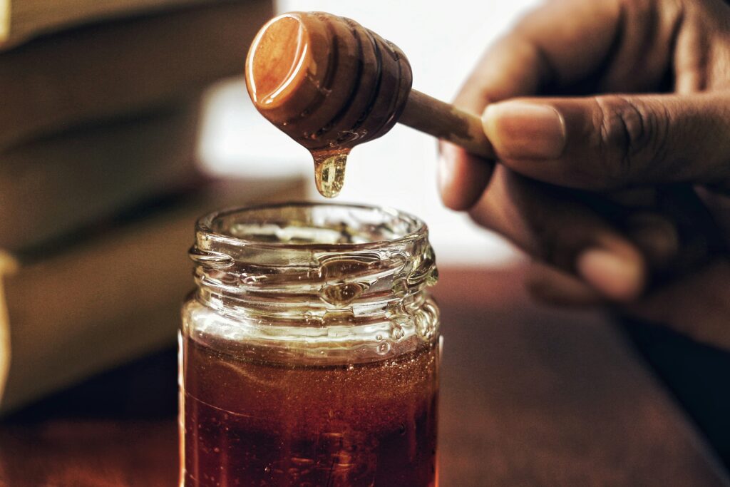 Raw Honey for Acne: The Science-Backed Guide to Clearer Skin